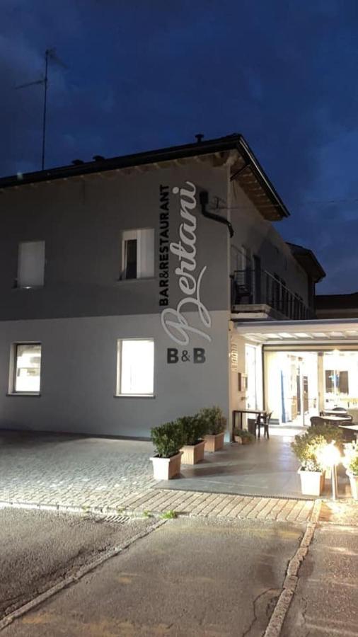 B&B Bertani Modène Extérieur photo